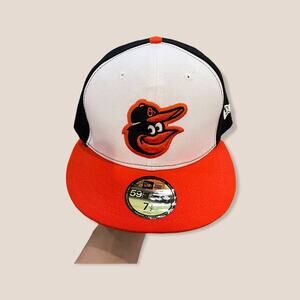 NWT Baltimore Orioles fitted hat. 7 1/2